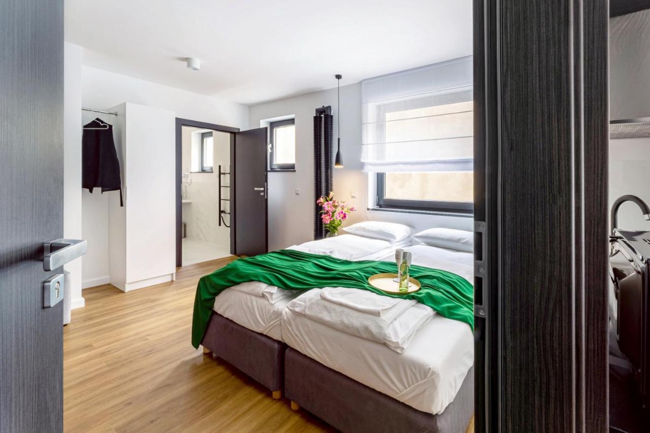 Hotel apartamentowy House, Tylna 20