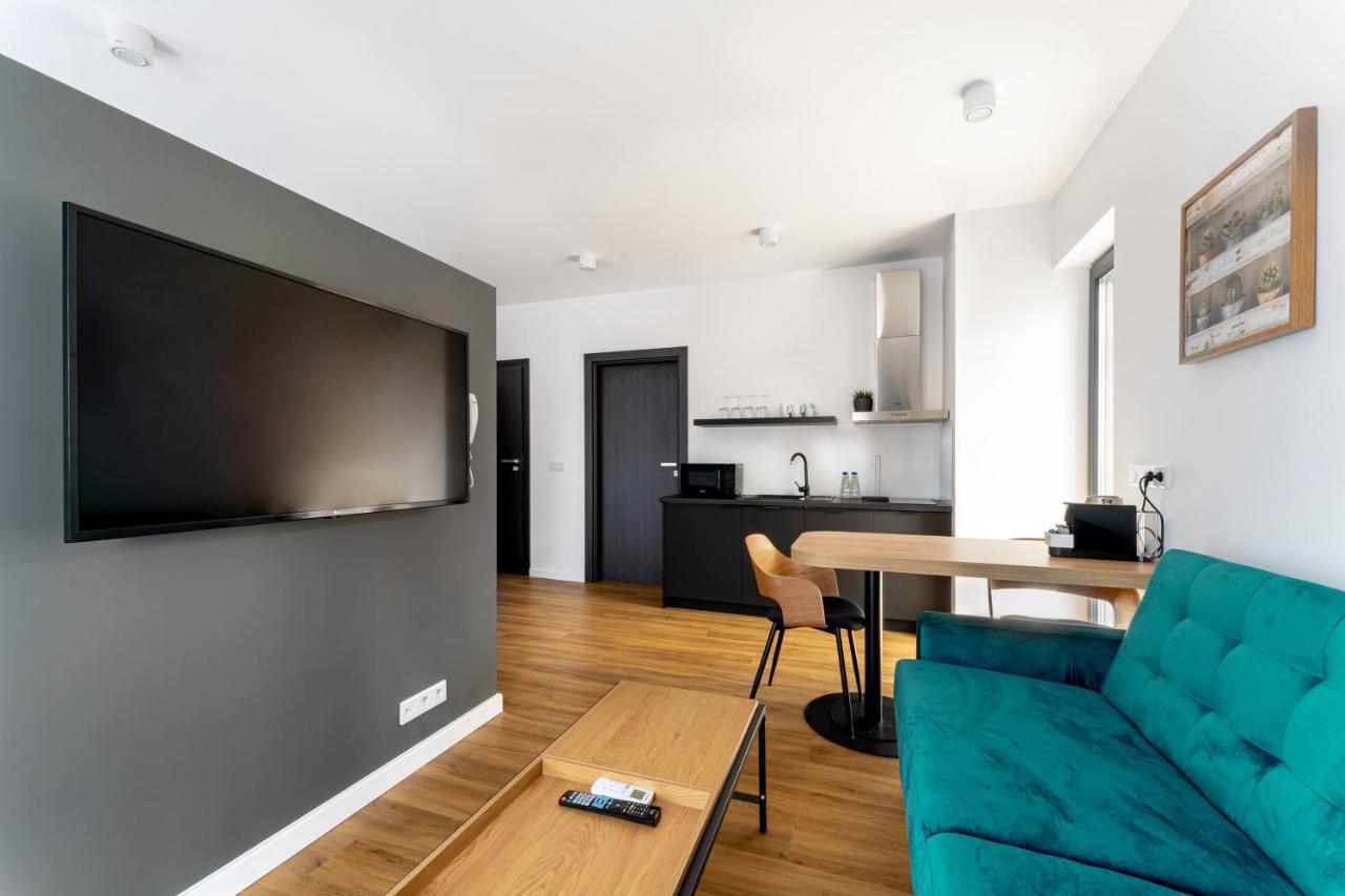 Hotel apartamentowy House, Tylna 20 *